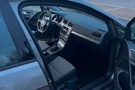 VW Golf 187.600 km 8.500 &euro; Bietigheim-Bissingen 74321