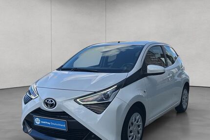 Toyota Aygo (X) 112.583 km 8.430 € Filderstadt 70794