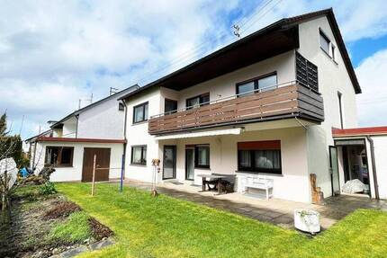 Familienhaus in gesuchter Lage mit viel Platz zum Wohnen und Arbeiten!