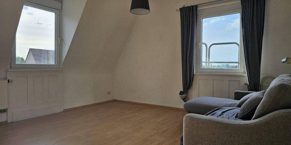Etagenwohnung Stuttgart Bad Cannstatt - 2 Zimmer, 61 m&sup2;, 895&euro; | Angebot:26833853