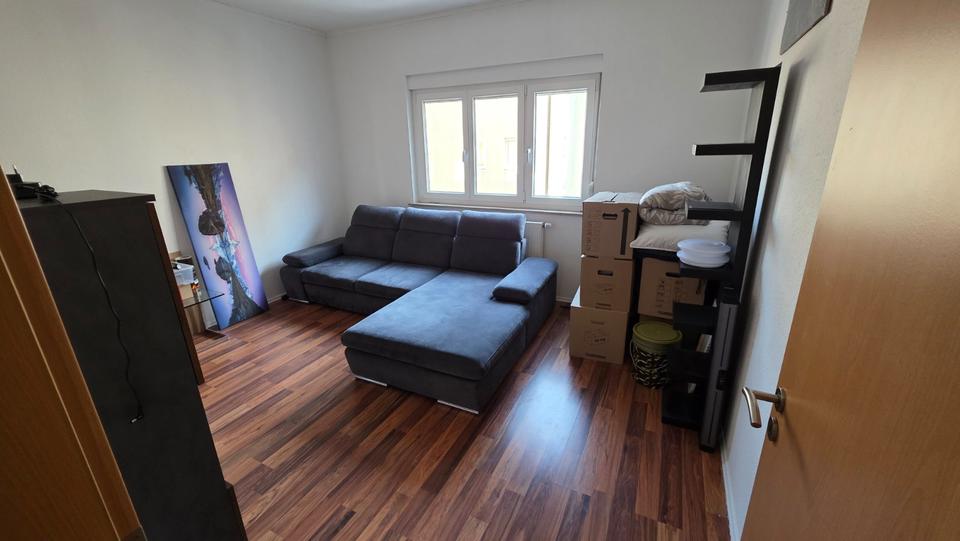 Erdgeschoßwohnung Stuttgart Zuffenhausen - 3 Zimmer, 80 m&sup2;, 1.170&euro; | Angebot:25446940