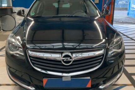 Opel Insignia 102.000 km 8.499 &euro; stuttgart 70469