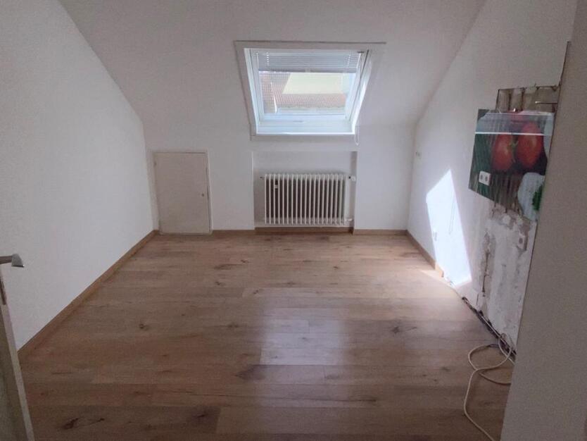 Einfamilienhaus freistehend 2 abgetrennte Wohnungen Dettenhausen