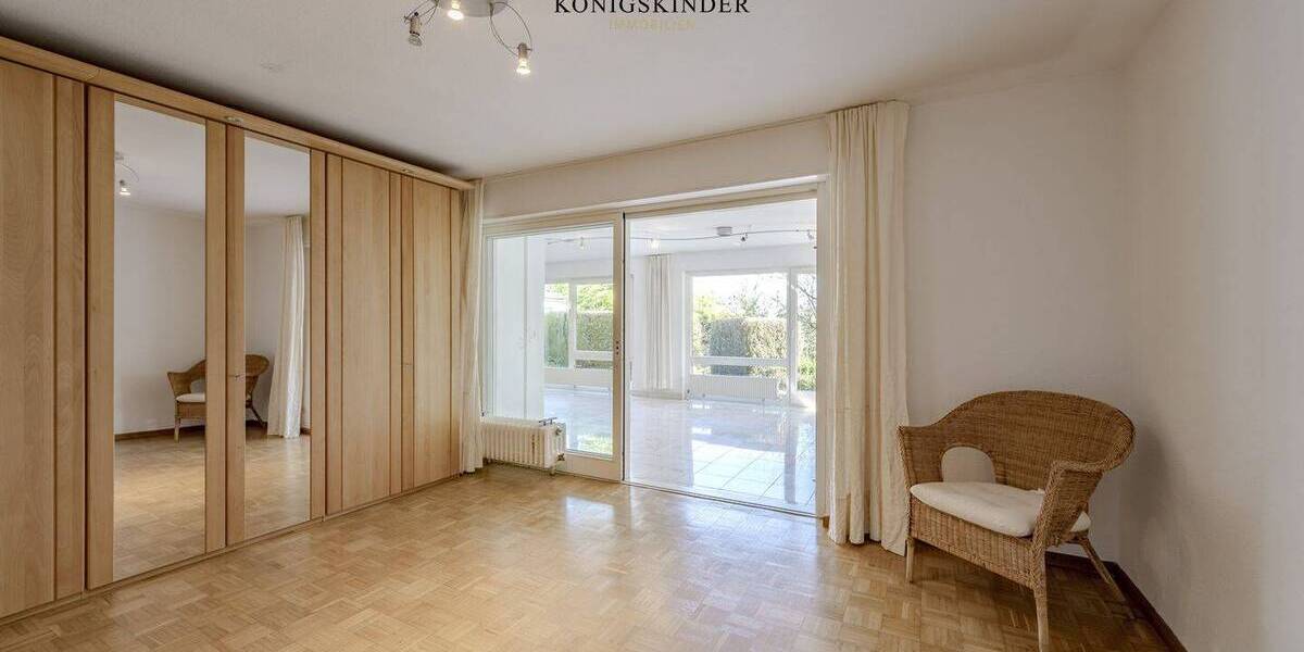 Doppelhaushälfte Leinfelden-Echterdingen Echterdingen - 8 Zimmer, 235 m&sup2;, 798.000&euro; | Angebot:26388860