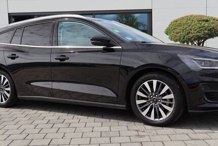 Ford Focus 48.300 km 18.690 &euro; Kirchheim unter Teck 73230