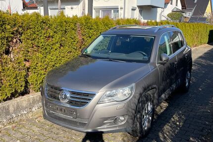 VW Tiguan 98.000 km 8.500 &euro; Riederich 72585