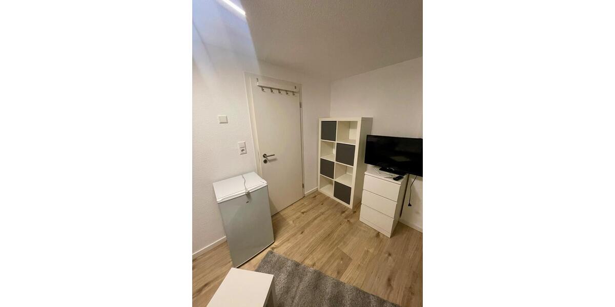 Dachgeschoßwohnung Ludwigsburg Eglosheim - 1 Zimmer, 12 m&sup2;, 395&euro; | Angebot:26088245