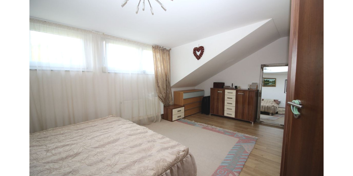 Etagenwohnung Stuttgart Dürrlewang - 4 Zimmer, 86 m&sup2;, 499.000&euro; | Angebot:25740383