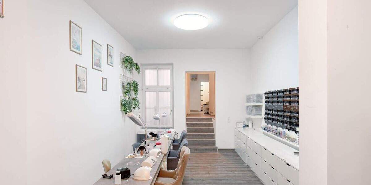 Gewerbeobjekt Stuttgart Süd - 4 Zimmer, 4.000&euro; | Angebot:25567297