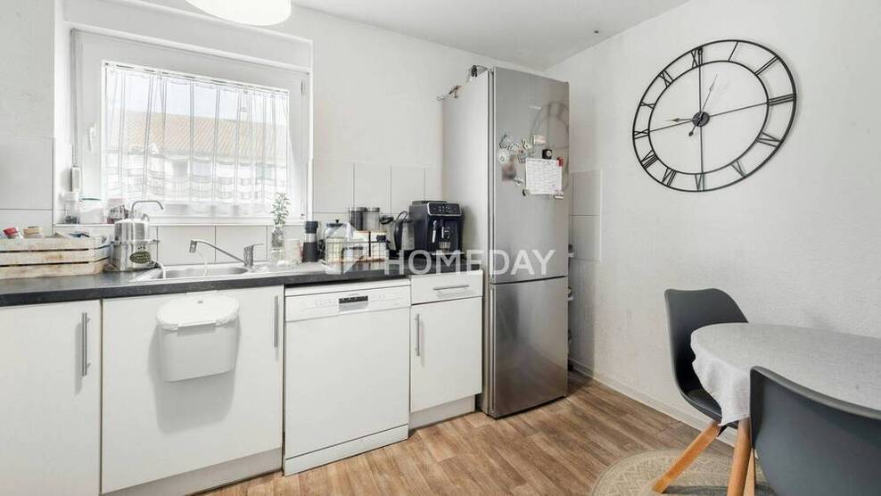 Gepflegte Wohnung mit sonnigem Balkon und Garage in familienfreundlicher Lage in Backnang
