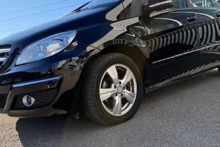 Mercedes-Benz B 200 69.000 km 9.990 &euro; Asperg / Stuttgart 71679