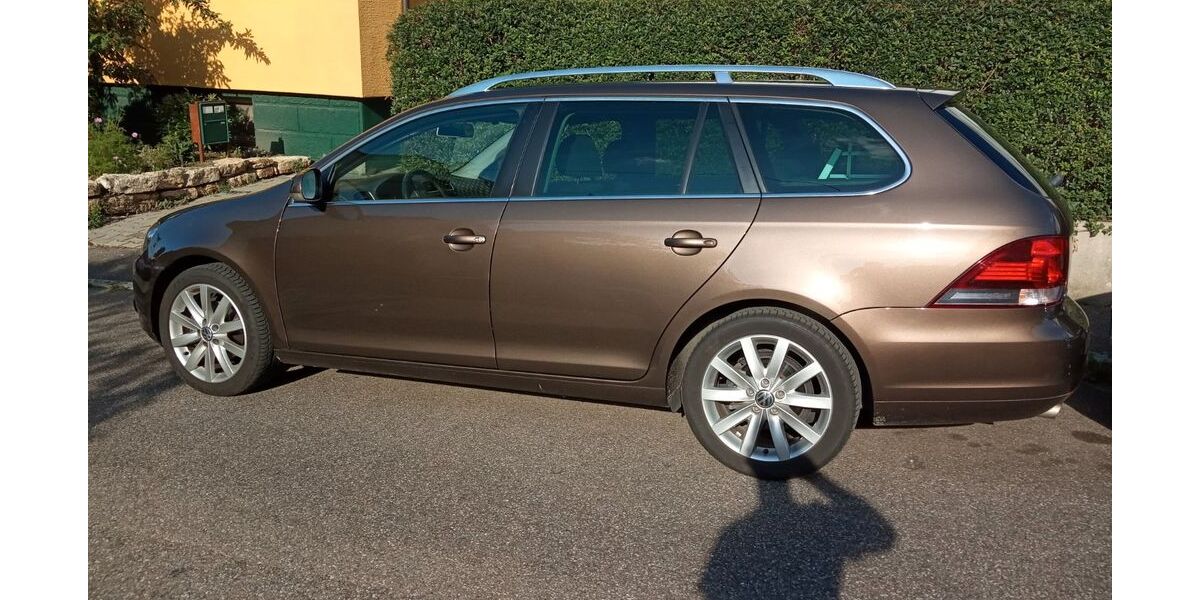 VW Golf 90.483 km 8.900 &euro; Fellbach 70734