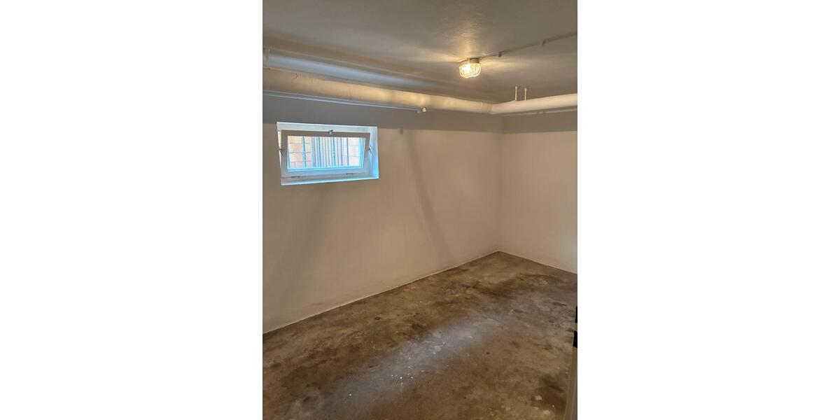 Etagenwohnung Filderstadt - 4 Zimmer, 94 m&sup2;, 1.400&euro; | Angebot:26670361