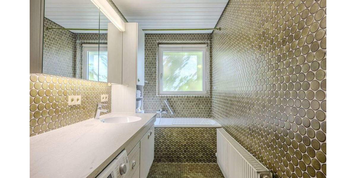 Mehrfamilienhaus, Wohnhaus Stuttgart / Feuerbach Feuerbach - 8 Zimmer, 180 m&sup2;, 795.000&euro; | Angebot:25096699