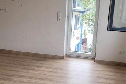 Wohnung Stuttgart Neuwirtshaus - 4 Zimmer, 90 m&sup2;, 1.500&euro; | Angebot:26356544