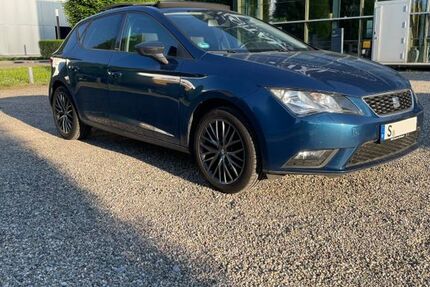 Seat Leon 77.390 km 11.200 &euro; Fellbach 70734