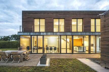 Haus zum Kaufen in Esslingen am Neckar 1.100.000 € 172 m² 5.5 zimmer