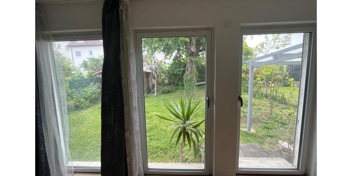 Etagenwohnung Stuttgart Neuwirtshaus - 3 Zimmer, 80 m&sup2;, 1.200&euro; | Angebot:26611507
