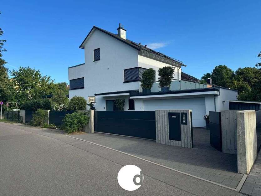 Haus zum Mieten in Ludwigsburg 4.500 € 251 m²
