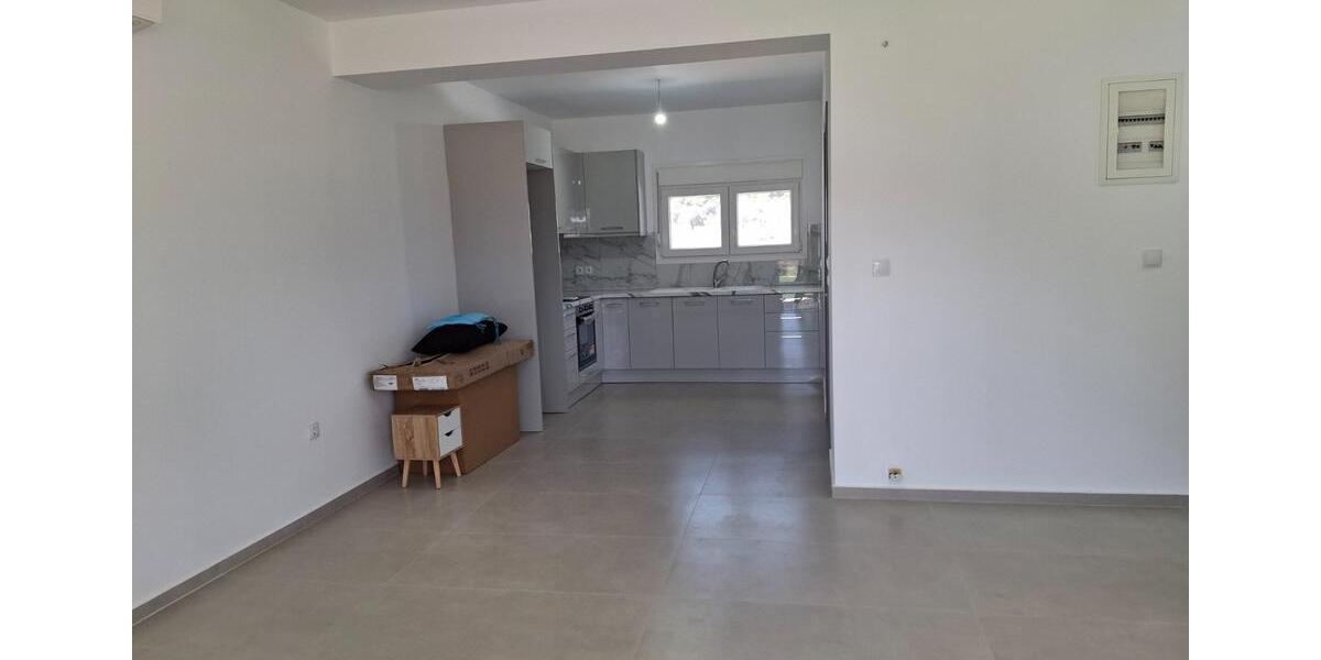 Mehrfamilienhaus, Wohnhaus Stuttgart Luginsland - 4 Zimmer, 120 m&sup2;, 179.000&euro; | Angebot:25902737