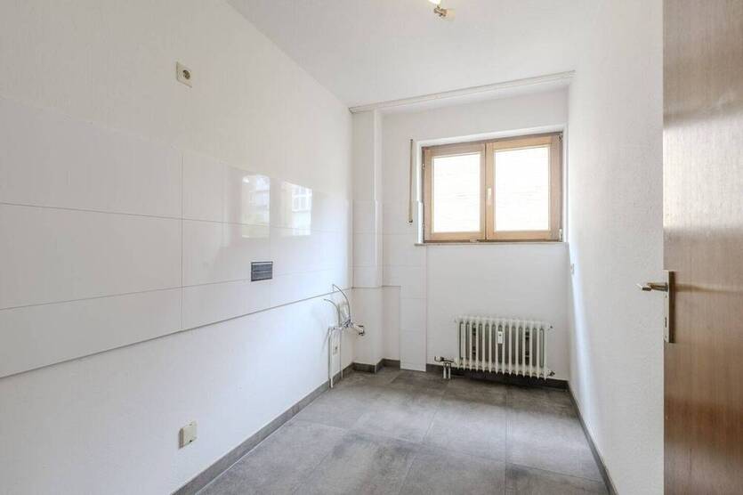 Urbanes Wohnen mit Balkon, Aufzug und TG-Stellplatz in Stuttgart-West