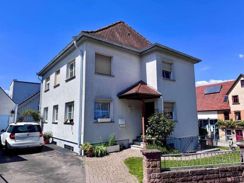 Haus zum Kaufen in Weil im Schönbuch 440.000 € 138 m²
