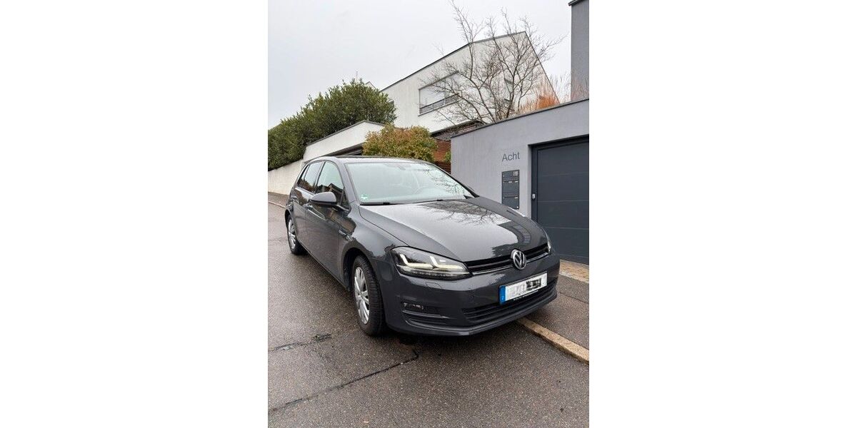 VW Golf 106.000 km 8.499 &euro; Tübingen 72070