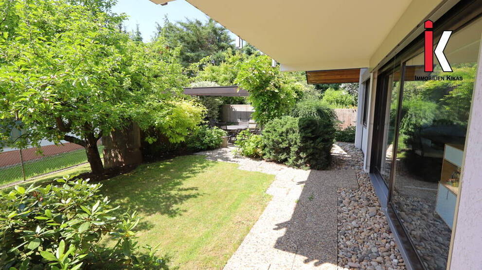 Ein Zuhaue mit tollem Garten inkl. ELW! Familienhaus in ruhiger Lage von Aidlingen