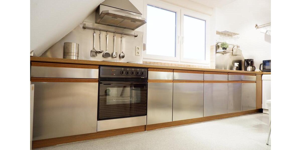 Dachgeschoßwohnung Stuttgart Zuffenhausen - 1.5 Zimmer, 42 m&sup2;, 810&euro; | Angebot:25421014