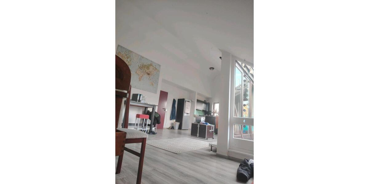 Dachgeschoßwohnung Stuttgart Stuttgart-West - 2 Zimmer, 68 m&sup2;, 1.650&euro; | Angebot:24680755