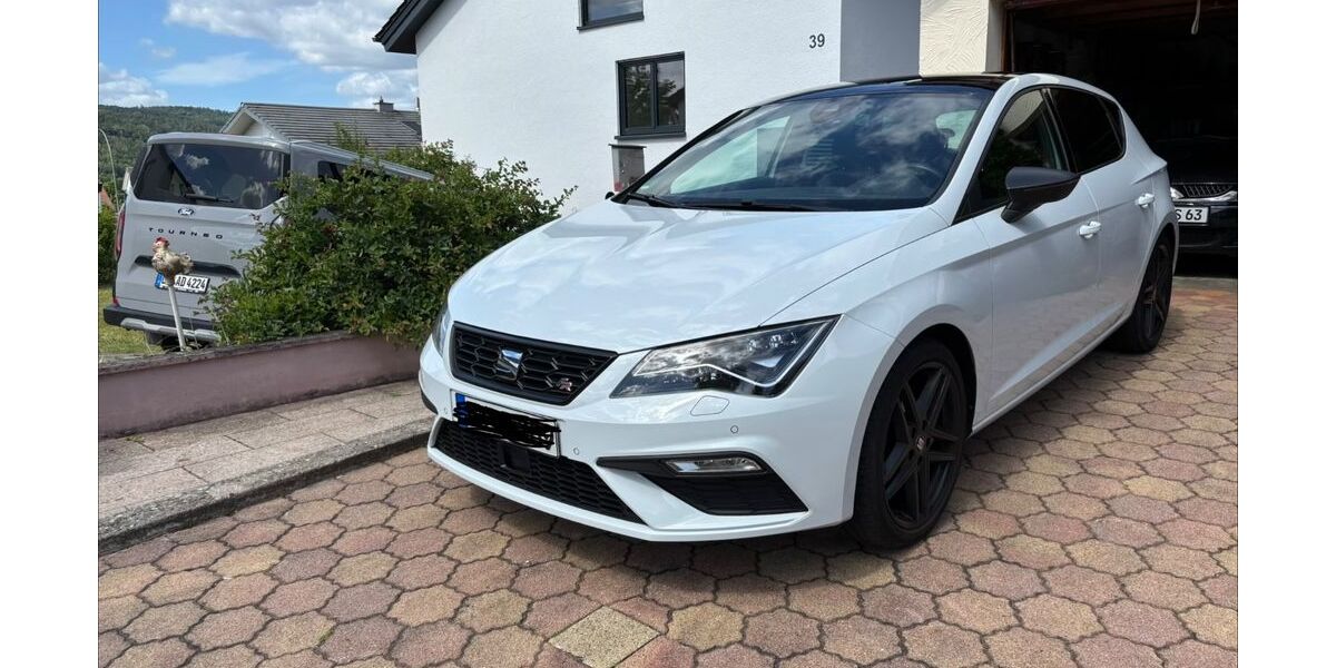 Seat Leon 82.000 km 15.700 &euro; Urbach 73660