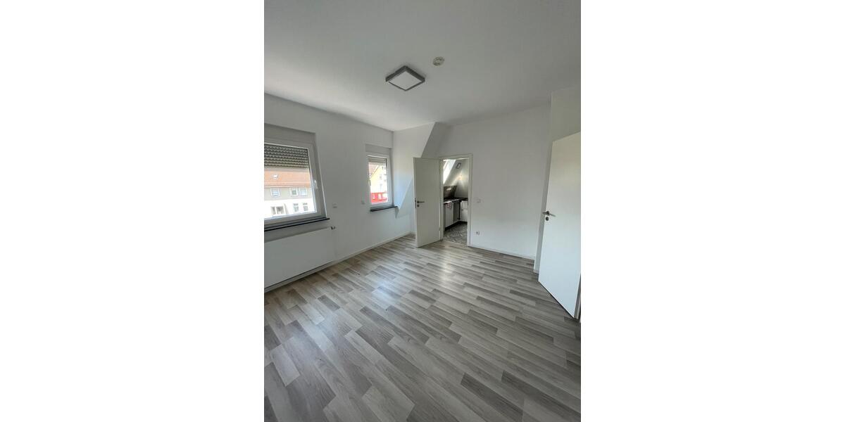 Dachgeschoßwohnung Stuttgart Bopser - 2 Zimmer, 55 m&sup2;, 1.145&euro; | Angebot:25379671