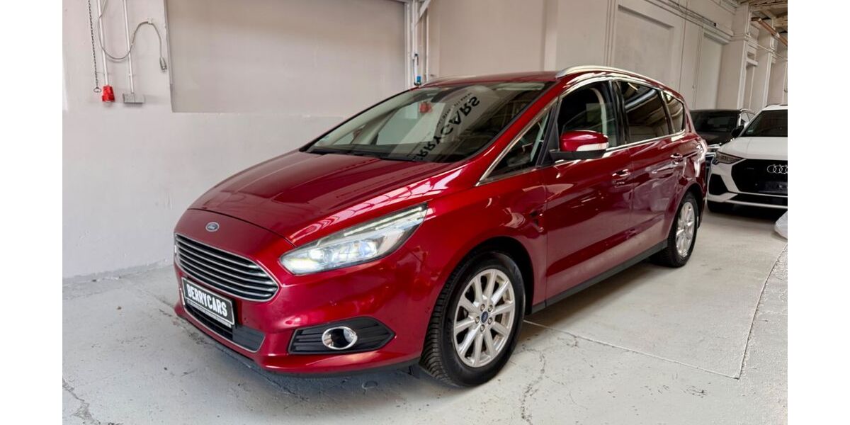 Ford S-Max 132.000 km 8.990 &euro; Gärtringen 71116