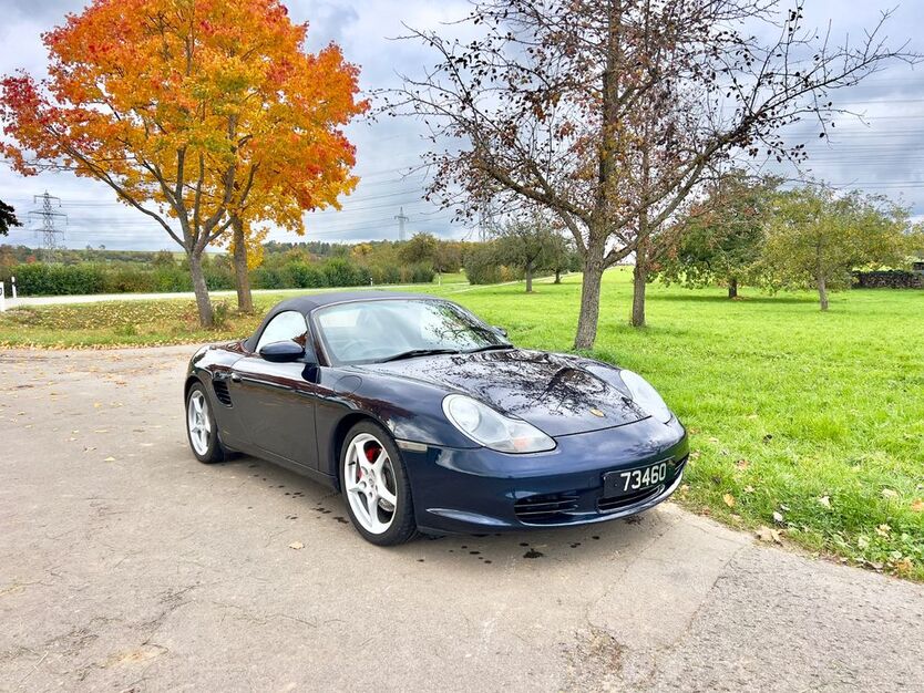Porsche Boxster 63.000 km 19.900 € Sindelfingen 71069