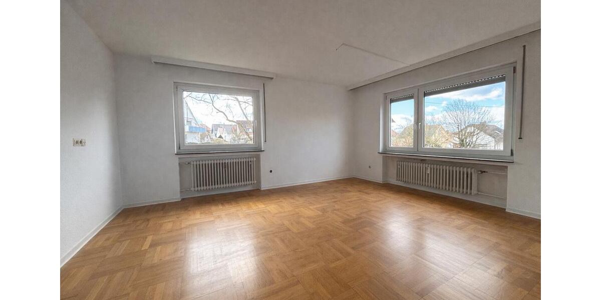 Etagenwohnung Ludwigsburg Hoheneck - 5.5 Zimmer, 135 m&sup2;, 1.930&euro; | Angebot:25127713