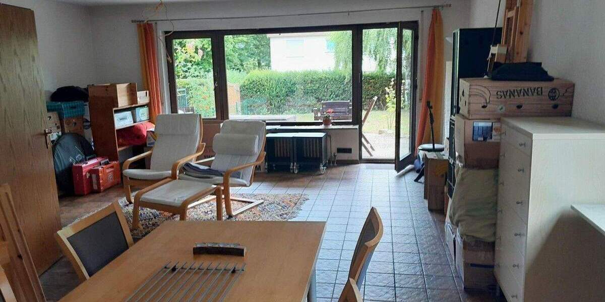 Reihenendhaus Stuttgart Möhringen - 8 Zimmer, 200 m&sup2;, 900.000&euro; | Angebot:24724347