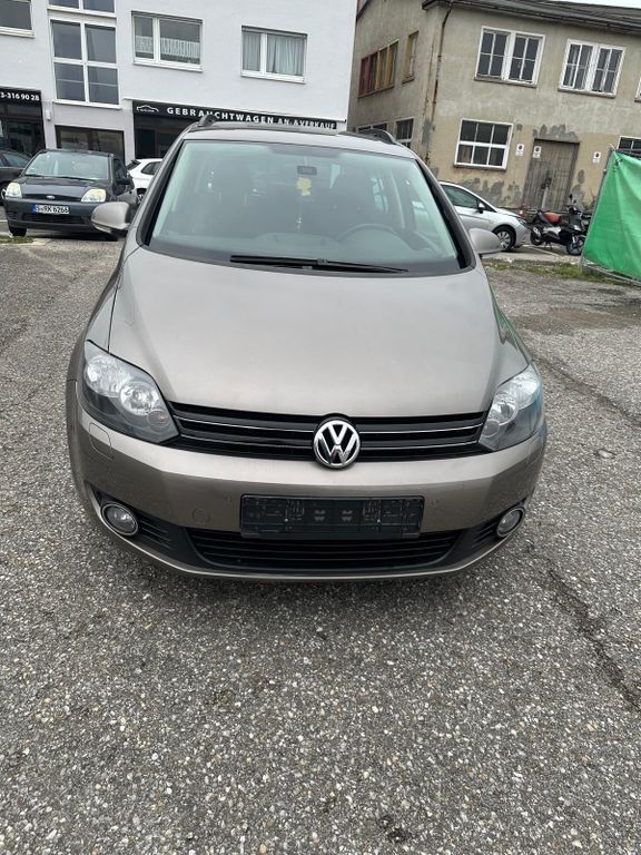 VW Golf 179.000 km 3.990 € Fellbach 70736