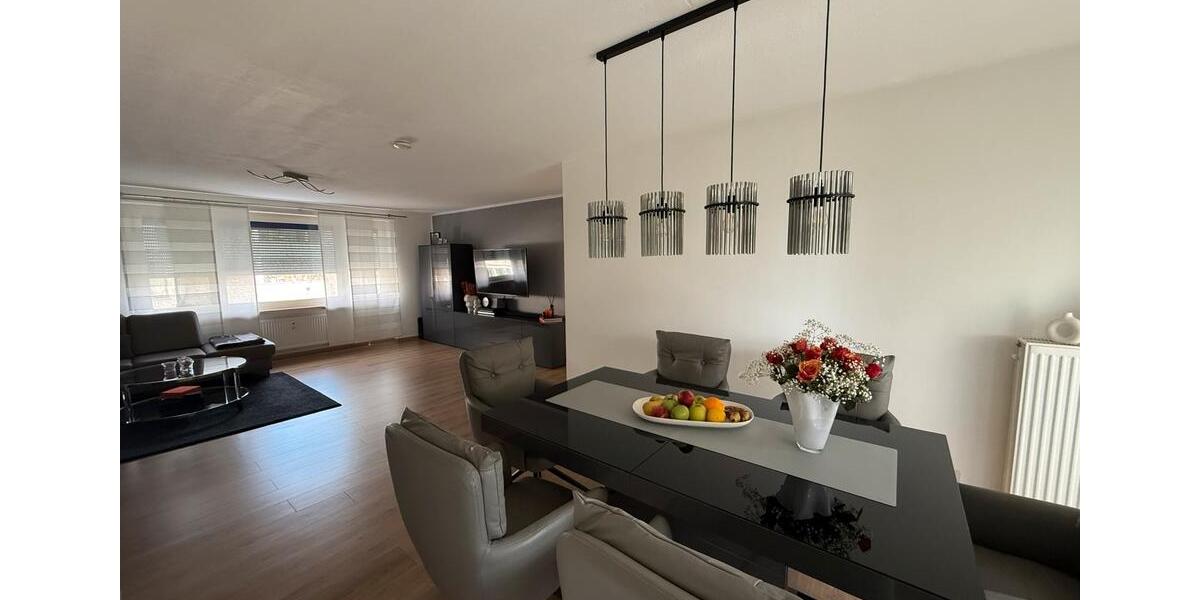Etagenwohnung Remseck am Neckar - 4.5 Zimmer, 104 m&sup2;, 490.000&euro; | Angebot:26367768