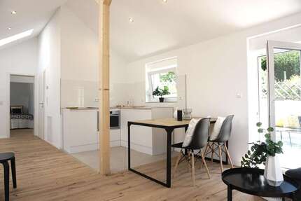 Wohnung Stuttgart Hedelfingen - 2.5 Zimmer, 63 m&sup2;, 1.040&euro; | Angebot:26216744