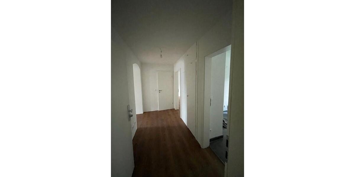 Etagenwohnung Esslingen am Neckar Brühl - 4 Zimmer, 72 m&sup2;, 811&euro; | Angebot:24876487
