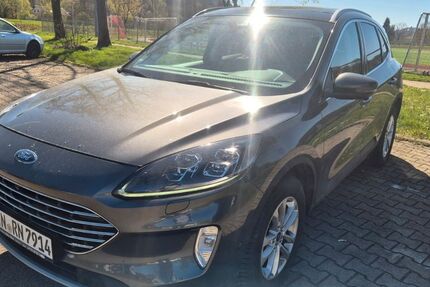 Ford Kuga 69.000 km 16.900 &euro; Backnang 71522