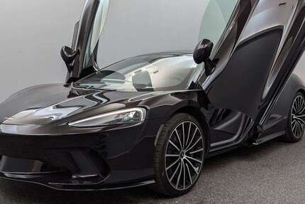 McLaren GT 2.300 km 182.999 € Reutlingen 72766