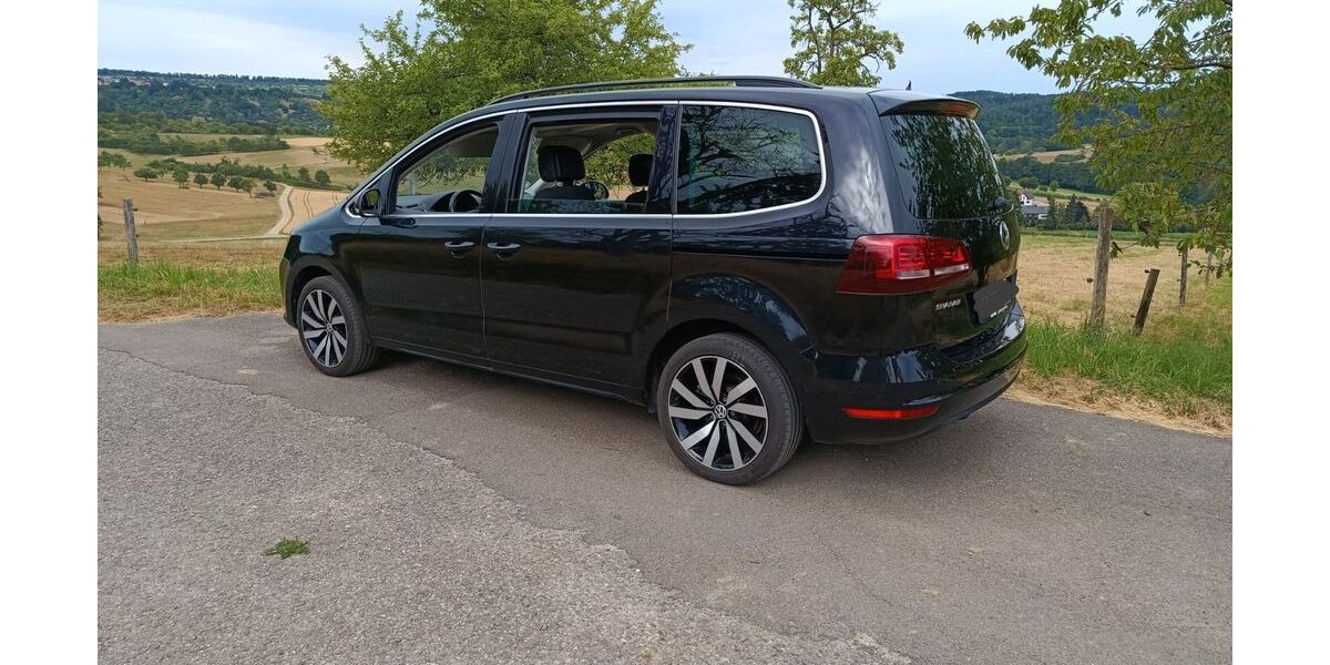 VW Sharan 50.142 km 21.921 € Berglen-Oppelsbohm 73663