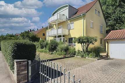 Haus Stuttgart Birkach - 9 Zimmer, 250 m&sup2;, 950.000&euro; | Angebot:27040349