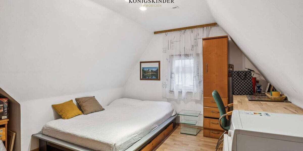 Etagenwohnung Stuttgart Untertürkheim - 3 Zimmer, 79 m&sup2;, 199.000&euro; | Angebot:25210793