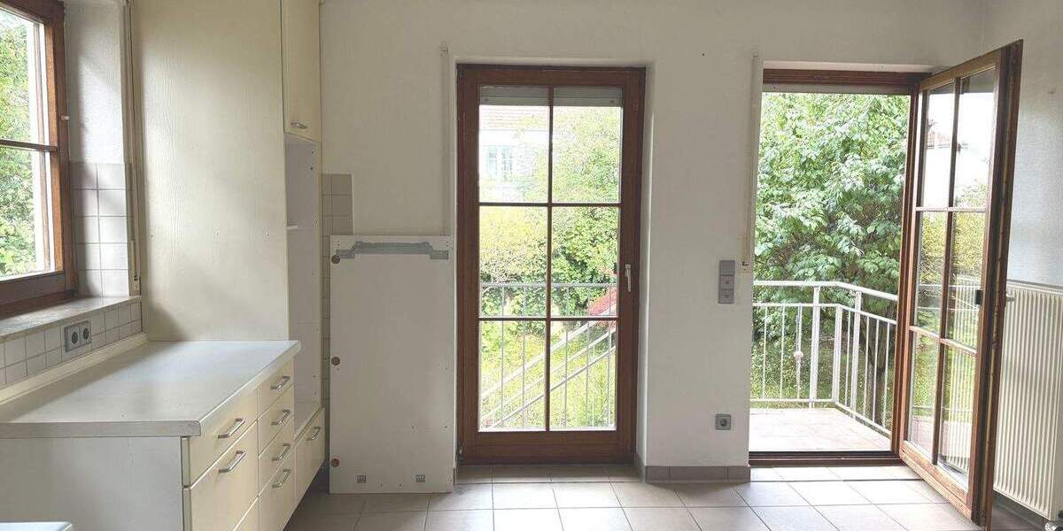 Mehrfamilienhaus, Wohnhaus Stuttgart Stammheim - 7 Zimmer, 135 m&sup2;, 585.000&euro; | Angebot:24547294