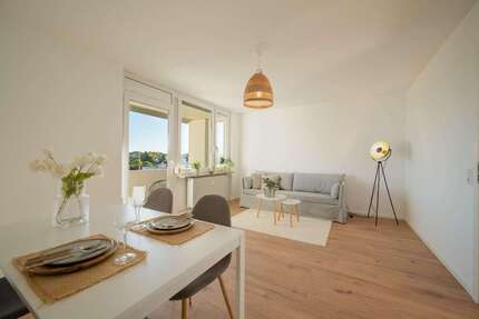 Wohnung zum Kaufen in Hoheneck 298.000 € 74 m² 3 zimmer