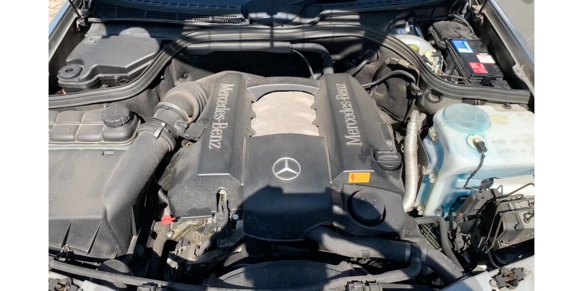 Mercedes-Benz CLK 320 148.000 km 8.200 &euro; Neuffen 72639