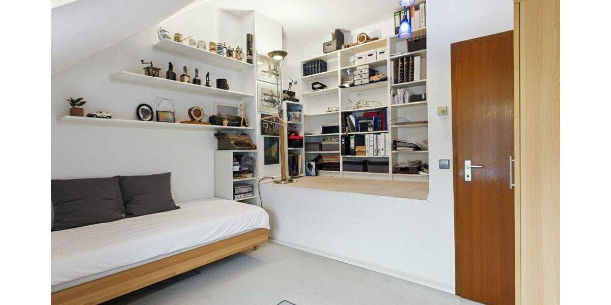 Reihenmittelhaus Stuttgart Stammheim - 5 Zimmer, 127 m&sup2;, 548.000&euro; | Angebot:25669368