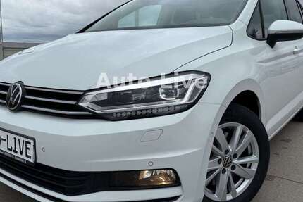 VW Touran 146.200 km 22.990 &euro; Böblingen 71034
